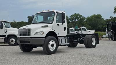 Freightliner M2 106 Cab & Chassis Truck - Cummins, 300HP