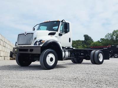 International HV507 Cab & Chassis Truck - Cummins, 250HP