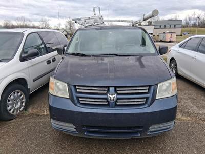 Dodge Grand Caravan Cargo Van - Chrysler