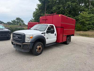 Ford F-550 Chipper Truck - V8 6.7L