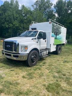 Ford F-750 Chipper Truck - 6.7L 4V OHV T/C Scorpion, 360HP