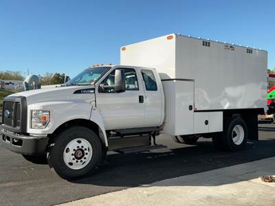 Ford F-750 Chipper Truck - 7.3L G, 350HP