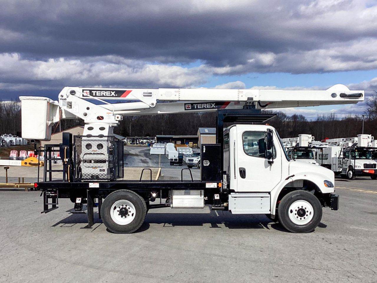 2024 Freightliner M2 106 Chipper Truck Cummins, 220HP, Automatic For