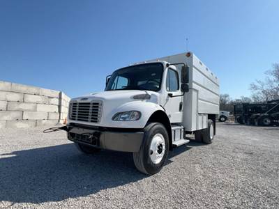 Freightliner M2 106 Chipper Truck - Cummins, 220HP