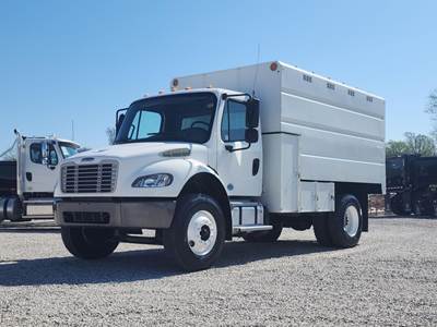 Freightliner M2 106 Chipper Truck - Cummins, 220HP