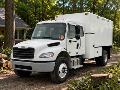 Freightliner M2 106 Chipper Truck - Cummins, 250HP
