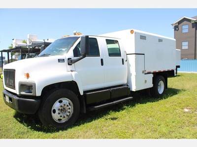 GMC C6 Chipper Truck - Isuzu, 215HP