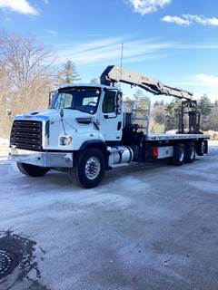 Freightliner 114SD Crane Truck - 450HP