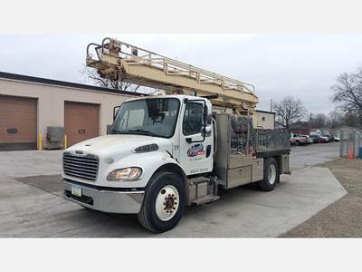 Freightliner M2 4x2 Crane Truck - 300HP