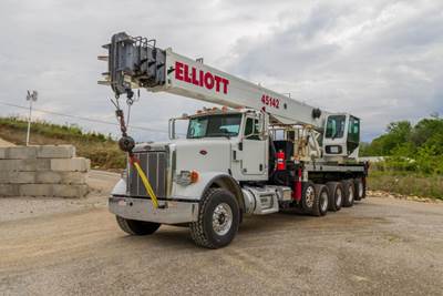 Peterbilt 367 Crane Truck - 450HP