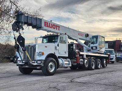 Peterbilt 367 Crane Truck - 450HP
