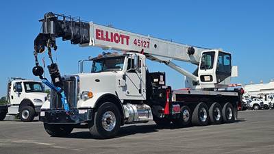Peterbilt 367 Crane Truck - 450HP