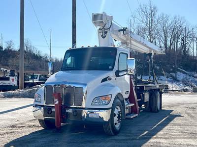 Peterbilt 537 Crane Truck - 300HP