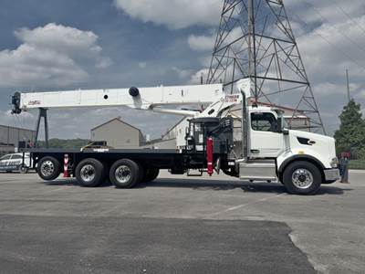 Peterbilt 567 Crane Truck - 455HP