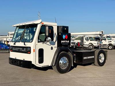 BATTLE MOTORS LNT Day Cab Truck - Cascadia 310HP
