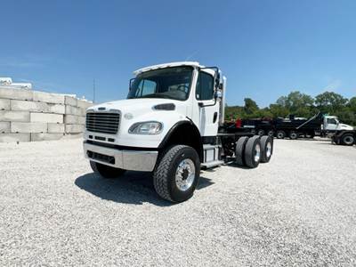 Freightliner M2 106 Day Cab Truck - Cummins 350HP