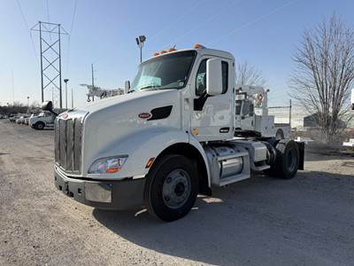 Peterbilt 579 Day Cab Truck - Paccar 405HP
