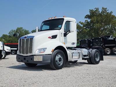 Peterbilt 579 Day Cab Truck - Paccar 405HP