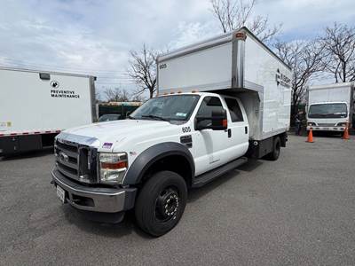 Ford F-550 Box Truck