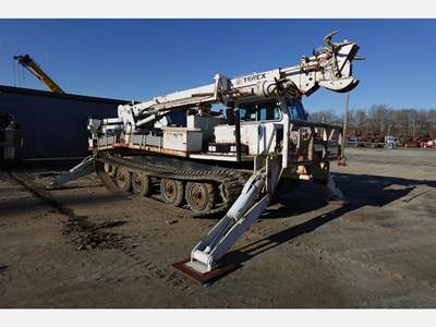Camoplast GT3000HY Tracked Digger Derrick - Cat