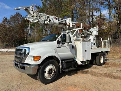 Ford F-750 Tracked Digger Derrick - Cummins, 250HP