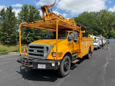 Ford F-750 Truck-Mounted Digger Derrick - Cummins, 240HP