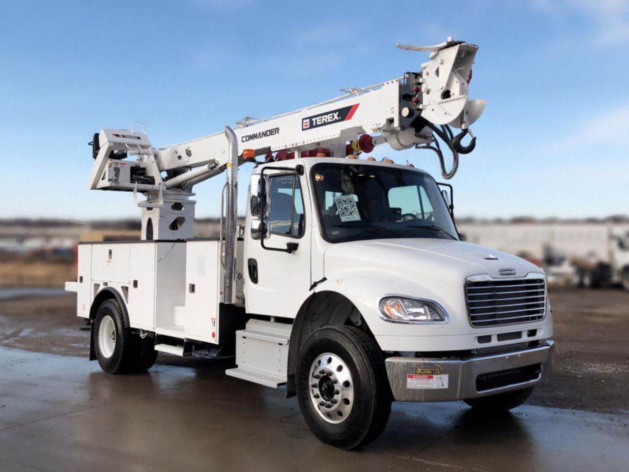2025 Freightliner M2 106 Digger Derrick Truck Cummins 300HP For Sale Digger Derrick Trucks Freightliner M2 106 47453924