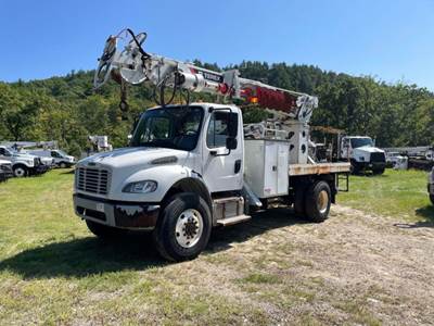 Freightliner M2 106 Digger Derrick Truck - Cummins, 250HP
