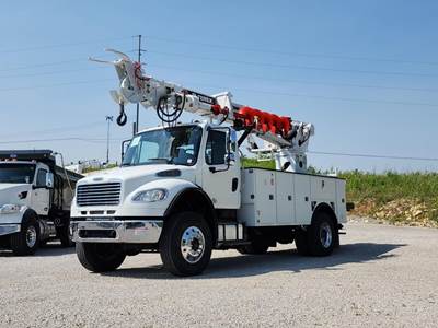 Freightliner M2 106 Digger Derrick Truck - Cummins, 300HP