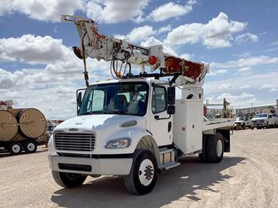 Freightliner M2 106 Digger Derrick Truck - Cummins, 280HP