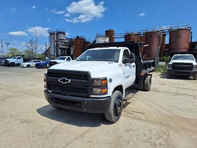 Chevrolet 6500 HD Dump Truck - Duramax