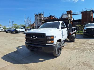 Chevrolet 6500 HD Dump Truck - Duramax