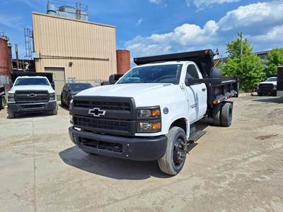 Chevrolet 6500 HD Dump Truck - Duramax