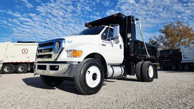Ford F-750 Dump Truck - Cummins 260HP