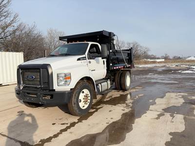 Ford F-750 Dump Truck - 6.7L D 300HP