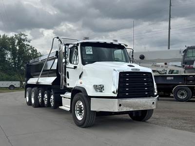 Freightliner 114SD Dump Truck - Cummins 500HP