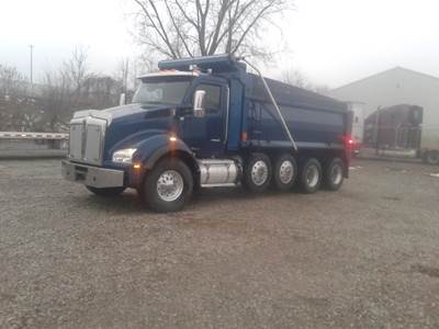 Kenworth T880 Dump Truck - Paccar 455HP