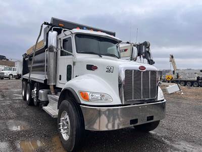 Peterbilt 348 Dump Truck - Paccar 370HP