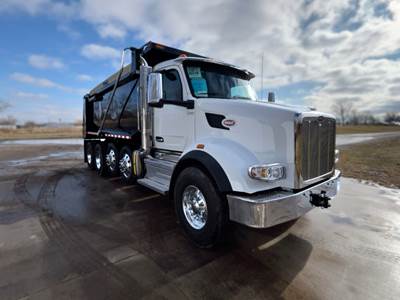 Peterbilt 567 Dump Truck - Cummins 525HP