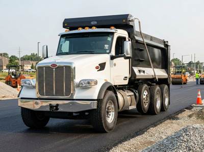 Peterbilt 567 Dump Truck - Cummins 525HP