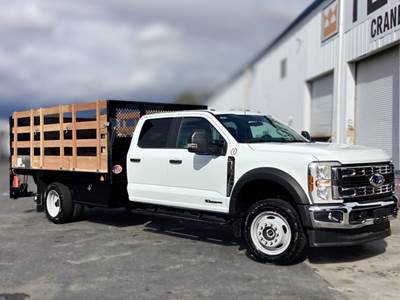 Ford F-550 Flatbed Truck - 330HP