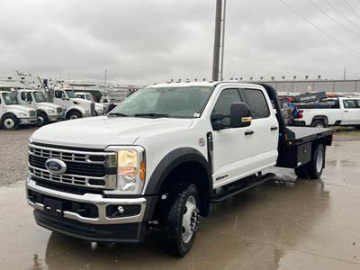 Ford F-550 Flatbed Truck - 330HP