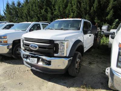 Ford F-550 Flatbed Truck - 330HP