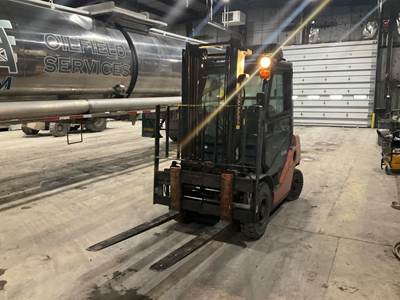 Toyota 8FDU25 Forklift