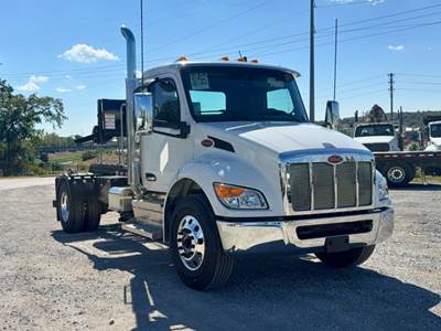 Peterbilt 536 Garbage Truck - Paccar, 350HP