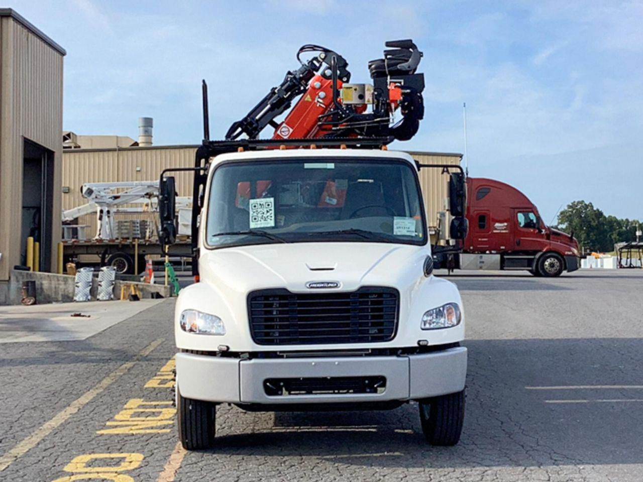 2024 Freightliner M2 106 Grapple Truck Cummins, 250HP, Automatic For