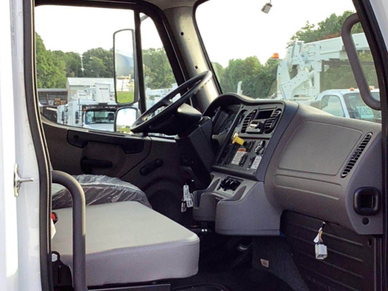 2024 Freightliner M2 106 Grapple Truck Cummins, 250HP, Automatic For