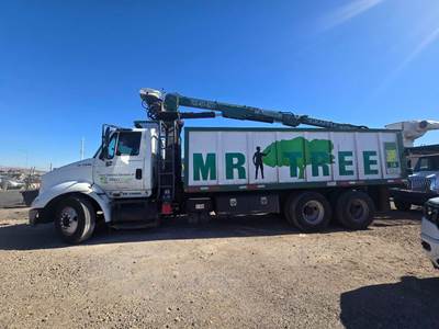 International 8600 Grapple Truck - Cummins, 380HP