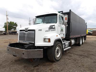 Western Star 4700 Grapple Truck - Detroit, 525HP