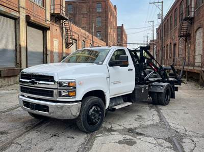 Chevrolet 6500 Hooklift Truck - Duramax, 350HP